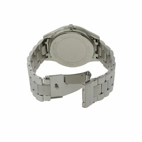 Michael Kors  watch used in runway showing less than 4 times. 9/10 rating firm! - Picture 9 of 11